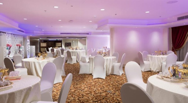 Razana Al Rowdah Main image